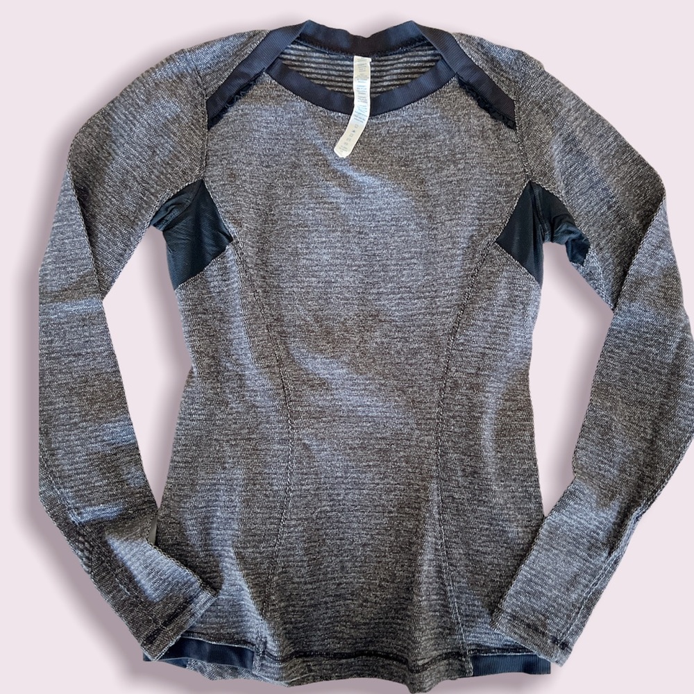 Long sleeve Lululemon running shirt